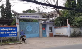 Trường THPT Võ Trường Toản, quận 12, TPHCM