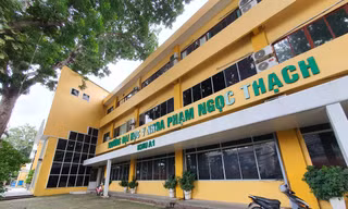 Cảnh cáo, cho thôi chức Hiệu trưởng Trường ĐH Y khoa Phạm Ngọc Thạch
