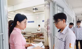 Từ năm 2030 sẽ thi tốt nghiệp THPT trên máy tính