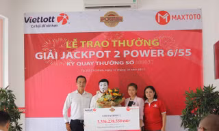 Ông H.T.L. đem năm sinh cả nhà ra chơi xổ số Vietlott và may mắn trúng độc đắc.