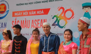 Ngày hội văn hóa “Sắc màu ASEAN 2020” tại trường ĐH Công nghệ Miền Đông 
