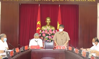 Uỷ viên Trung ương Đảng, Phó Chủ tịch Quốc hội Nguyễn Đức Hải cùng đoàn công tác đến kiểm tra công tác chuẩn bị bầu cử tại tỉnh TT-Huế.