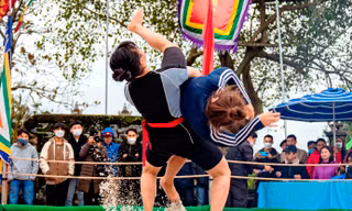 Gay cấn, kịch tính trên sới vật khai Xuân có từ hơn 300 năm ở xứ Huế