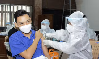 TT-Huế đẩy nhanh tiêm phủ vắc xin, phấn đấu đảm bảo hoàn thành tiêm phủ mũi 1 trước ngày 31/12 