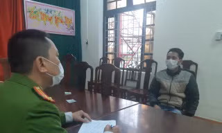 Bắt đối tượng nhiều lần giao cấu với trẻ vị thành niên