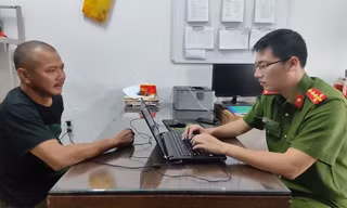 Một phòng tranh tại Huế bị mất trộm nhiều mộc bản khắc tranh dân gian