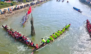 Tưng bừng hội đua trải hấp dẫn bậc nhất xứ Huế