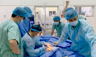 Cứu bệnh nhi bị viêm cơ tim tối cấp, nguy kịch