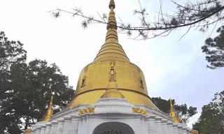 Bảo tháp mang phong cách Miến Điện của chùa Thiền Lâm