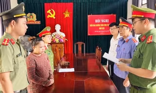 Người phụ nữ 40 tuổi mạo nhận người yêu của ca sĩ nổi tiếng để lừa đảo 