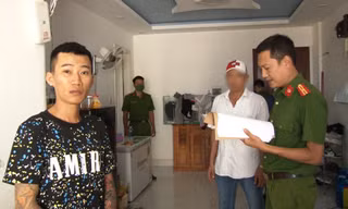 Tìm con nợ thu lãi vay bất thành, dùng kéo đâm người khác thương tích