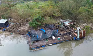 Ngư dân ở Lăng Cô trắng tay