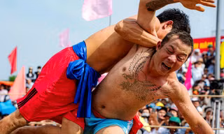 Gay cấn hội đấu vật lâu đời nhất xứ Huế
