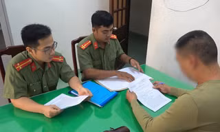 Bố bị xử lý vi phạm nồng độ cồn, con lên Facebook đăng nội dung xúc phạm cảnh sát giao thông