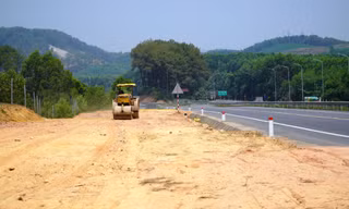 Các trạm dừng nghỉ cao tốc Cam Lộ - La Sơn có kịp hoàn thành dịp 30/4?