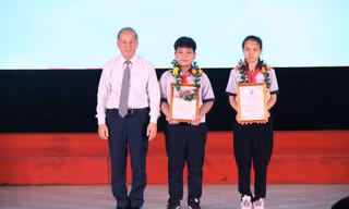 Học sinh THCS Trần Phú giành giải nhất thi sáng tạo thanh thiếu niên, nhi đồng tỉnh TT-Huế