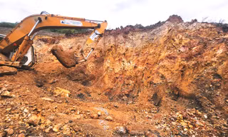 TT-Huế ngăn chặn tình trạng bảo kê, can thiệp đấu giá mỏ khoáng sản