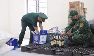 Quảng Trị siết chặt tuyến biên giới chống hàng lậu, hàng giả