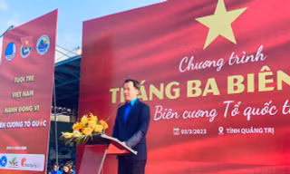 Lao Bảo 'Tháng Ba biên giới'