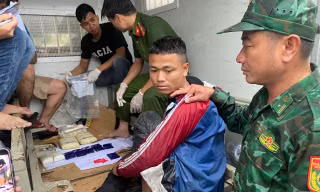 Bắt đối tượng vận chuyển 18.000 viên ma túy ở Krông Klang