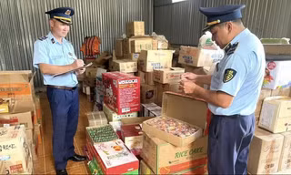 Phát hiện nhiều bánh trung thu, đồ chơi trẻ em nhập lậu ở Quảng Trị