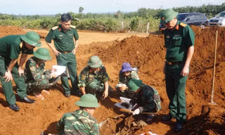 Tìm thấy 5 hài cốt liệt sĩ ở Xa Re