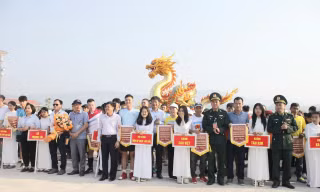 Ngày hội Biên phòng toàn dân ở biên ải Lao Bảo