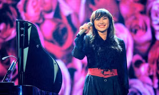 Khánh Linh đắm say khi yêu và mơ