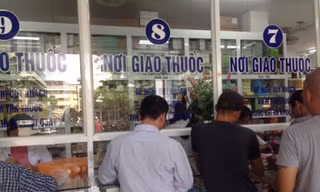 Mua thuốc kháng sinh trị Covid- 19 theo mạng xã hội: Hậu quả khôn lường