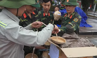 Xem trận địa pháo hoa đón giao thừa