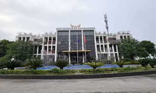 Cận cảnh biệt thự, trụ sở công ty, cây xăng xây sai quy hoạch ở khu đô thị Thanh Hà