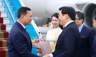 Thủ tướng Vương quốc Campuchia Hun Manet bắt đầu thăm chính thức Việt Nam