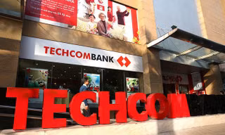 Techcombank sẽ chào sàn chứng khoán với giá khủng 128.000 đồng/cp