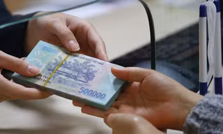 Theo NHNN đã có hiện tượng chủ thẻ cùng đơn vị thanh toán thẻ lợi dung trục lợi rút tiền mặt qua thẻ tín dụng thời gian gần đây 