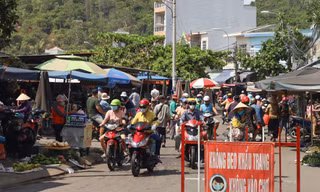 Khánh Hoà xuất hiện nhiều ca mắc COVID - 19 tại các chợ ở TP. Nha Trang. Ảnh THIÊN BÌNH.