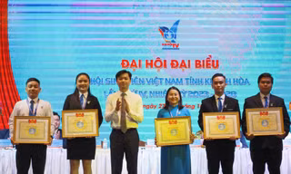 Sinh viên Khánh Hòa 'vững bản sắc, xây khát vọng, tự hào tiến bước'
