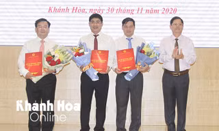 Khánh Hoà bổ nhiệm 4 lãnh đạo Sở Tài nguyên - Môi trường và Sở Xây dựng