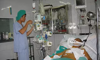 Tức ngực, coi chừng u tim