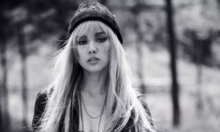 Lee Hyori tái xuất đầy quyến rũ và hoang dã