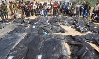Những thi thể nạn nhân của IS trong vụ thảm sát ở Tikrit, Iraq