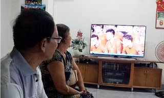 Bố tiền đạo Anh Đức 'đếm ngược' chờ trận Việt Nam vs Philippines