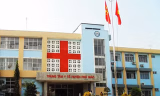 Kỷ luật, chuyển công tác bác sĩ bị tố tắc trách khiến bé 13 tuổi tử vong