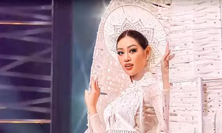 Video trình diễn trang phục dân tộc "Kén Em" của Hoa hậu Khánh Vân lọt Top Trending
