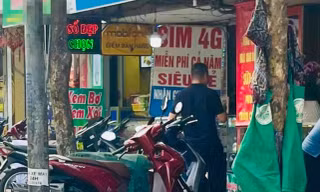Sim rác bày bán nhan nhản bất chấp tối hậu thư của Cục Viễn thông