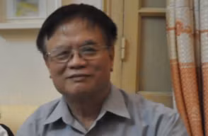 Đấu tranh không chỉ là kiện 