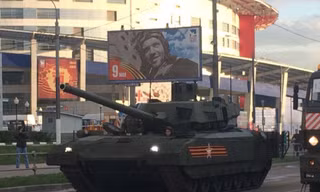 Vì sao siêu tăng T-14 Armata được ví như ‘đạo quân thu nhỏ’?