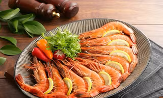 Ăn tôm cần nhớ kỹ những điều này kẻo rước 'cả ổ vi khuẩn' vào người