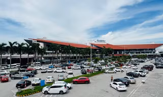 Nữ hành khách hoảng loạn vì rơi nửa tỷ đồng ở sân bay Nội Bài