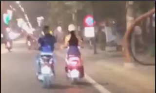 Truy tìm kẻ biến thái đi xe SH sàm sỡ cô gái trẻ giữa đường
