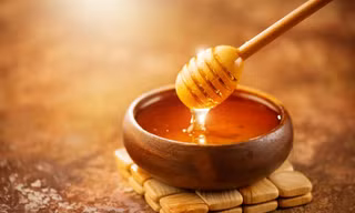 Mật ong có bổ đến mấy cũng chớ dại ăn cùng những thứ này kẻo 'mất mạng'